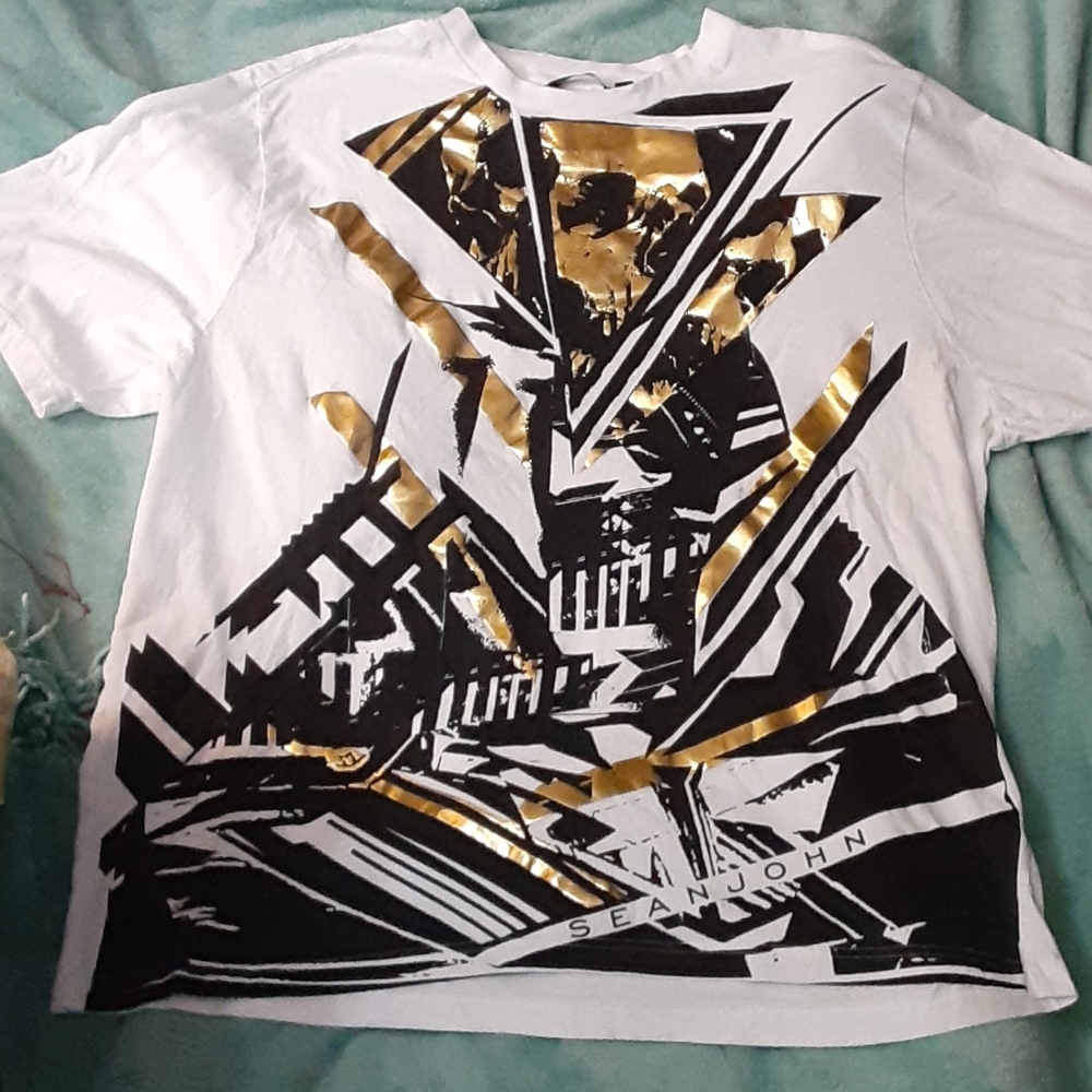 Mens graphic tee